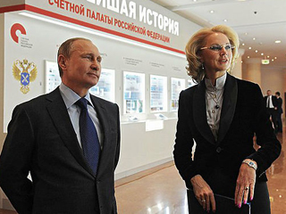 Глава Счетной палаты Голикова рассказала Путину о страшном: нарушений — на триллион